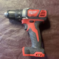 Milwaukee M18 Drill