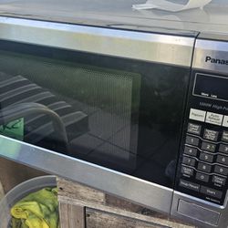 [[Free ]]Nice Panasonic Microwave 