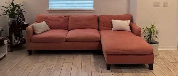 Sectional couch