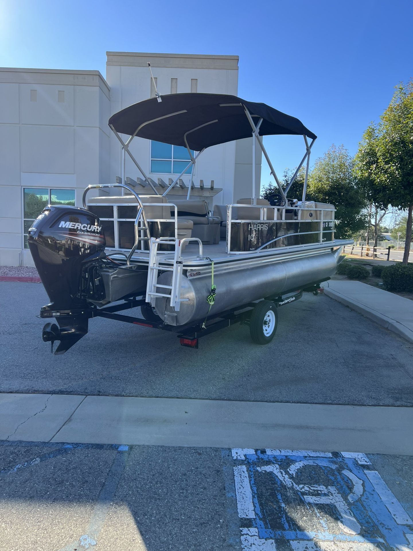 2018 Harris Omni 200