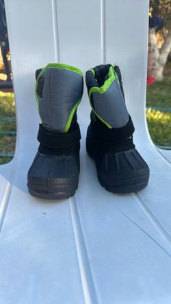 Snow Boots
