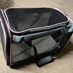 Dog/Cat Airline Approved Pet Carrier