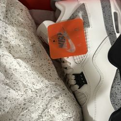 Jordan 4 “Cement”