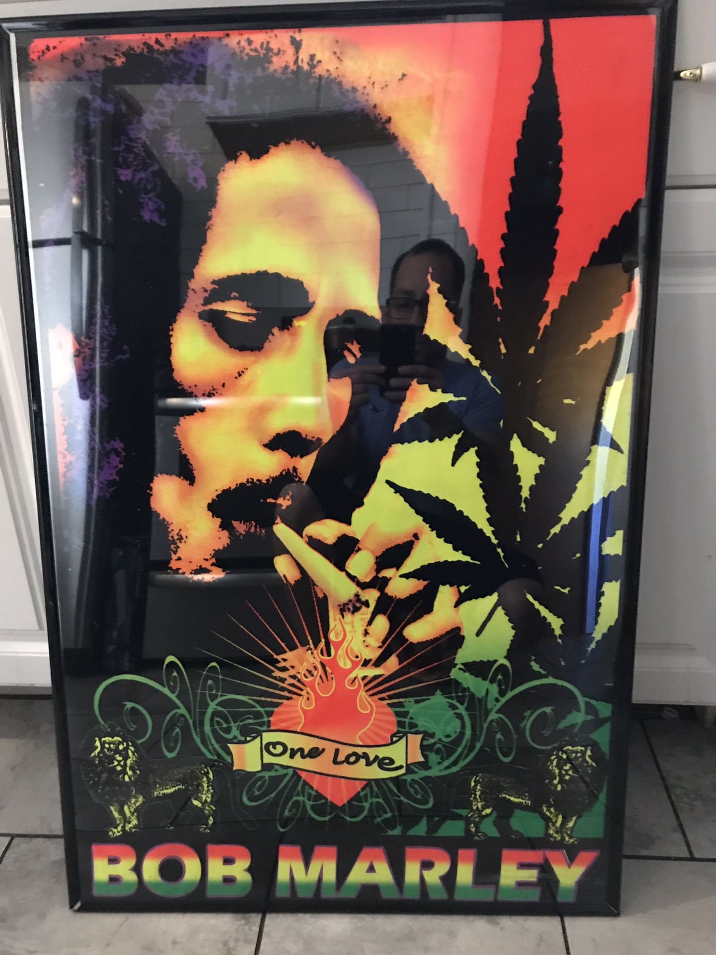 Bob Marley poster with Frame + black light