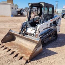 Bobcat T450 Skidsteer 