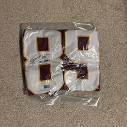 Santana Moss Signed Jersey