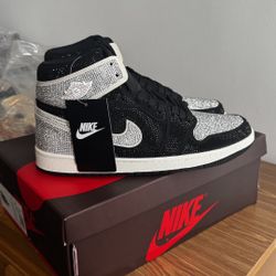 Air Jordan 1 Retro High-Top sneakers in the black and "Stealth" gray "Shadow"