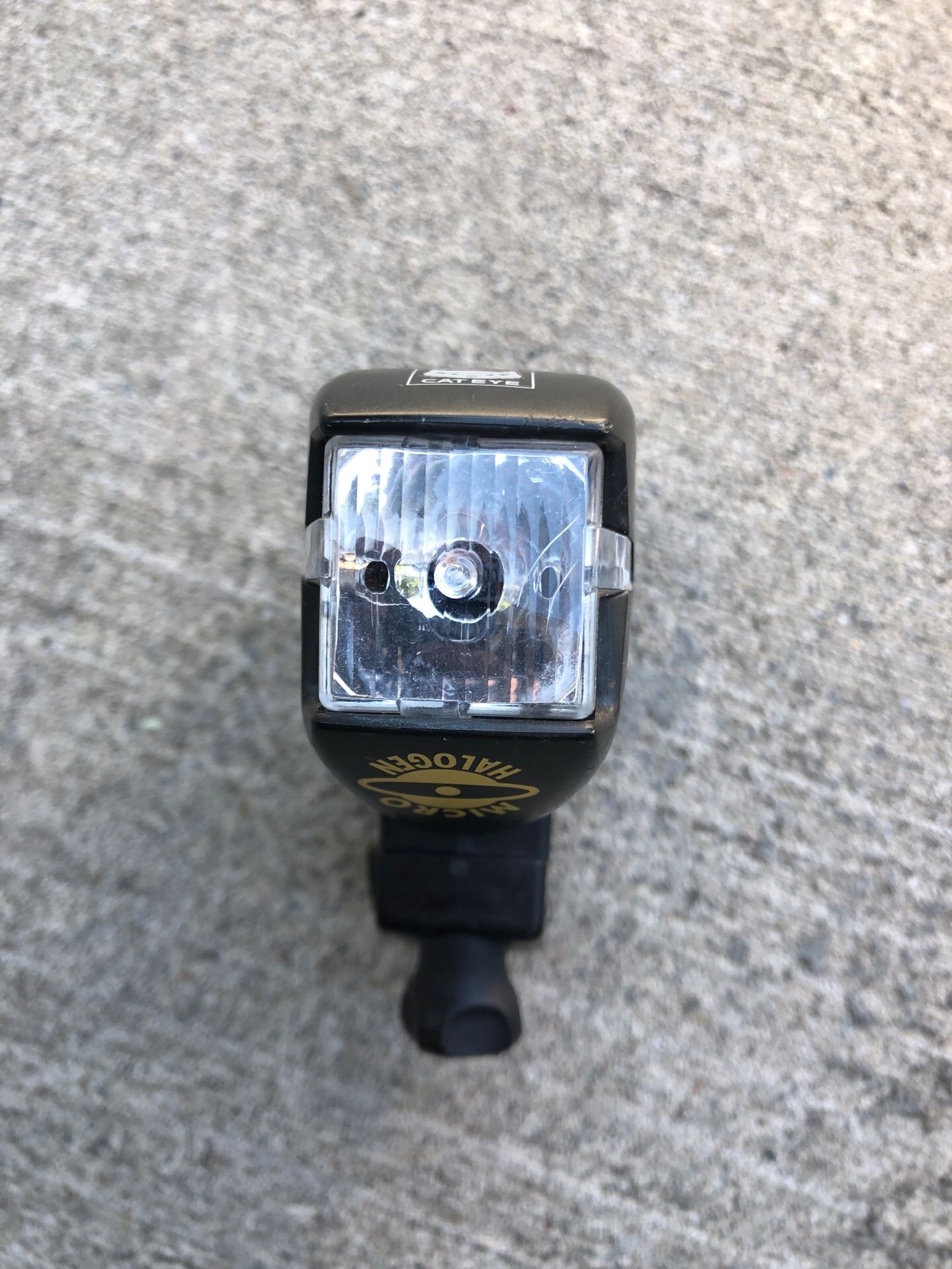 CatesEye Bicycle Light