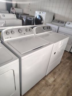 Whirlpool top load washer gas Dryer In Excellent Working Condition