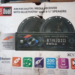 Car Dual A/M FM Digital Media Receiver With Bluetooth