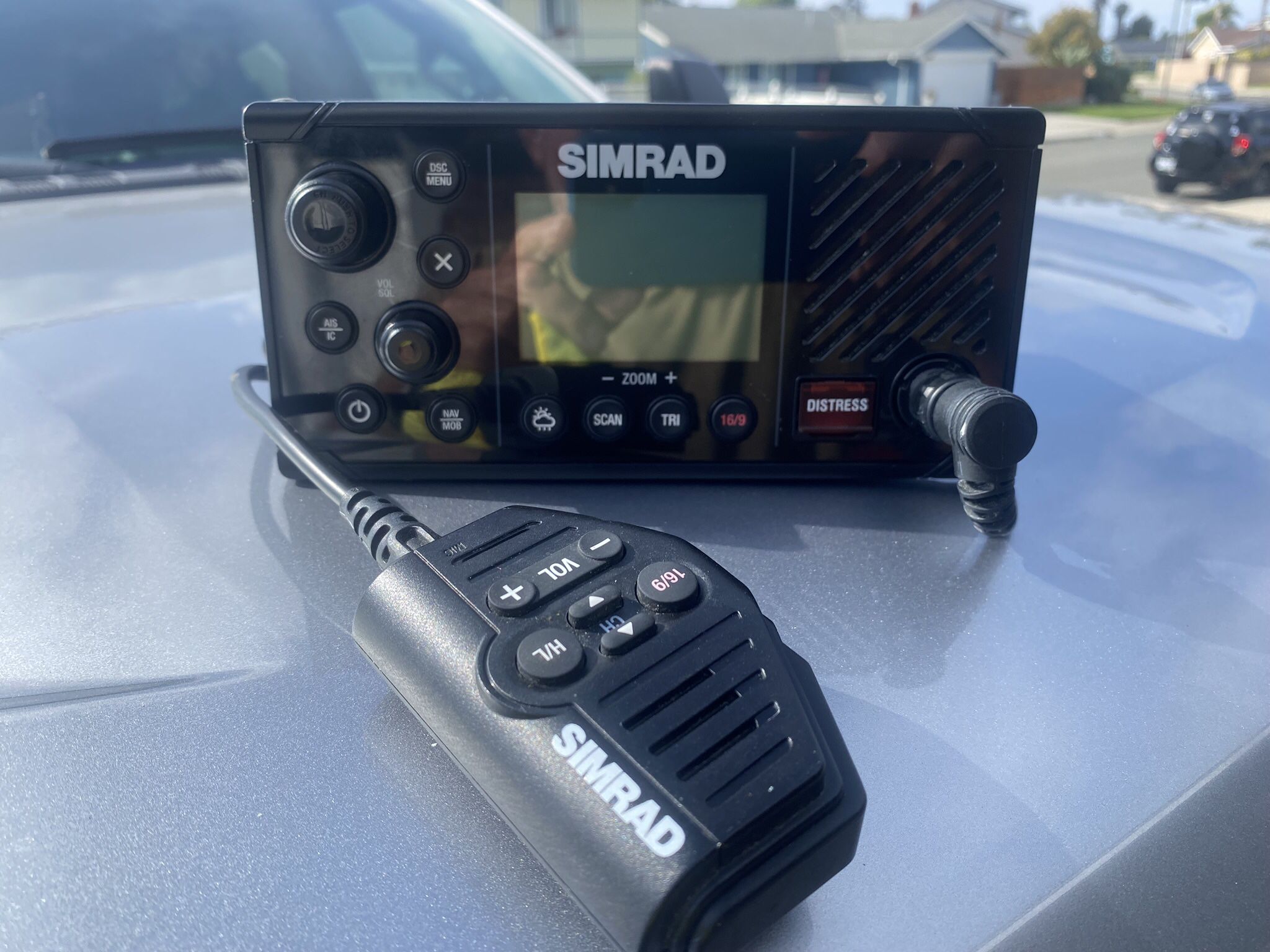 Simrad RS40 VHF