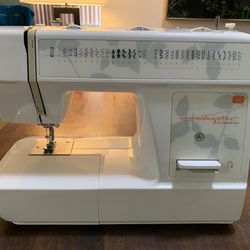 HuskyStar Viking Sewing Machine