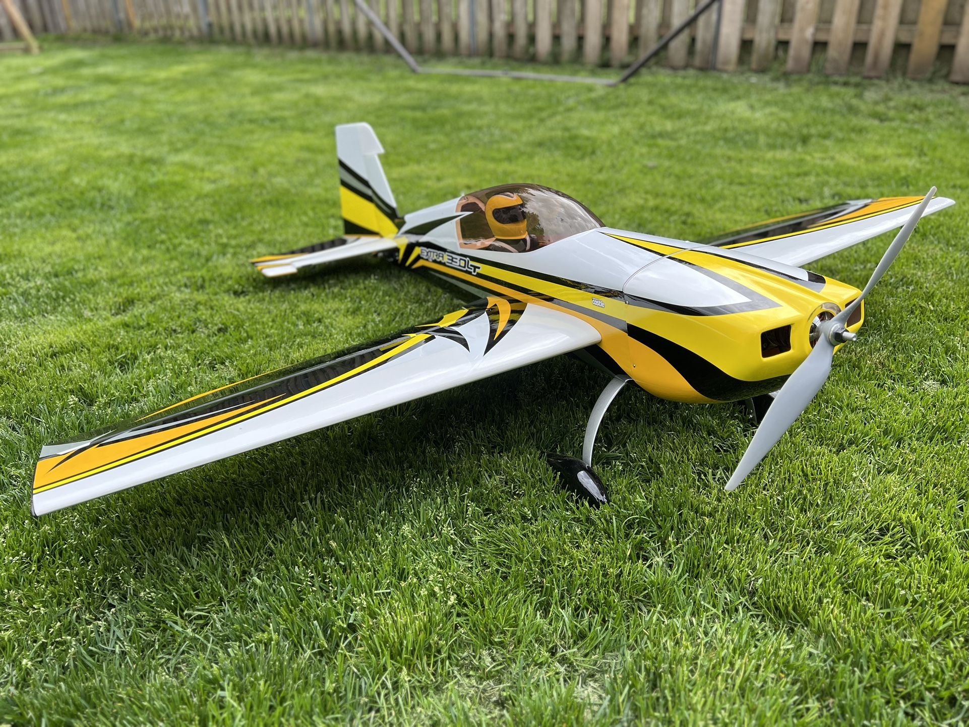 500 Extra 330LT RC Plane for Sale in WA OfferUp