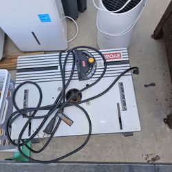 Table router