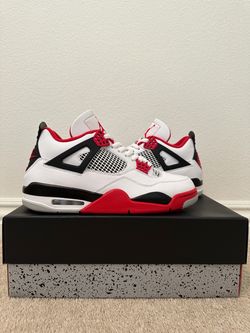 Jordan 4 “Fire Red” Size 10 Mens