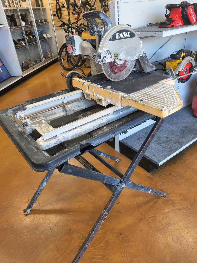 DeWalt Tile Saw D24000