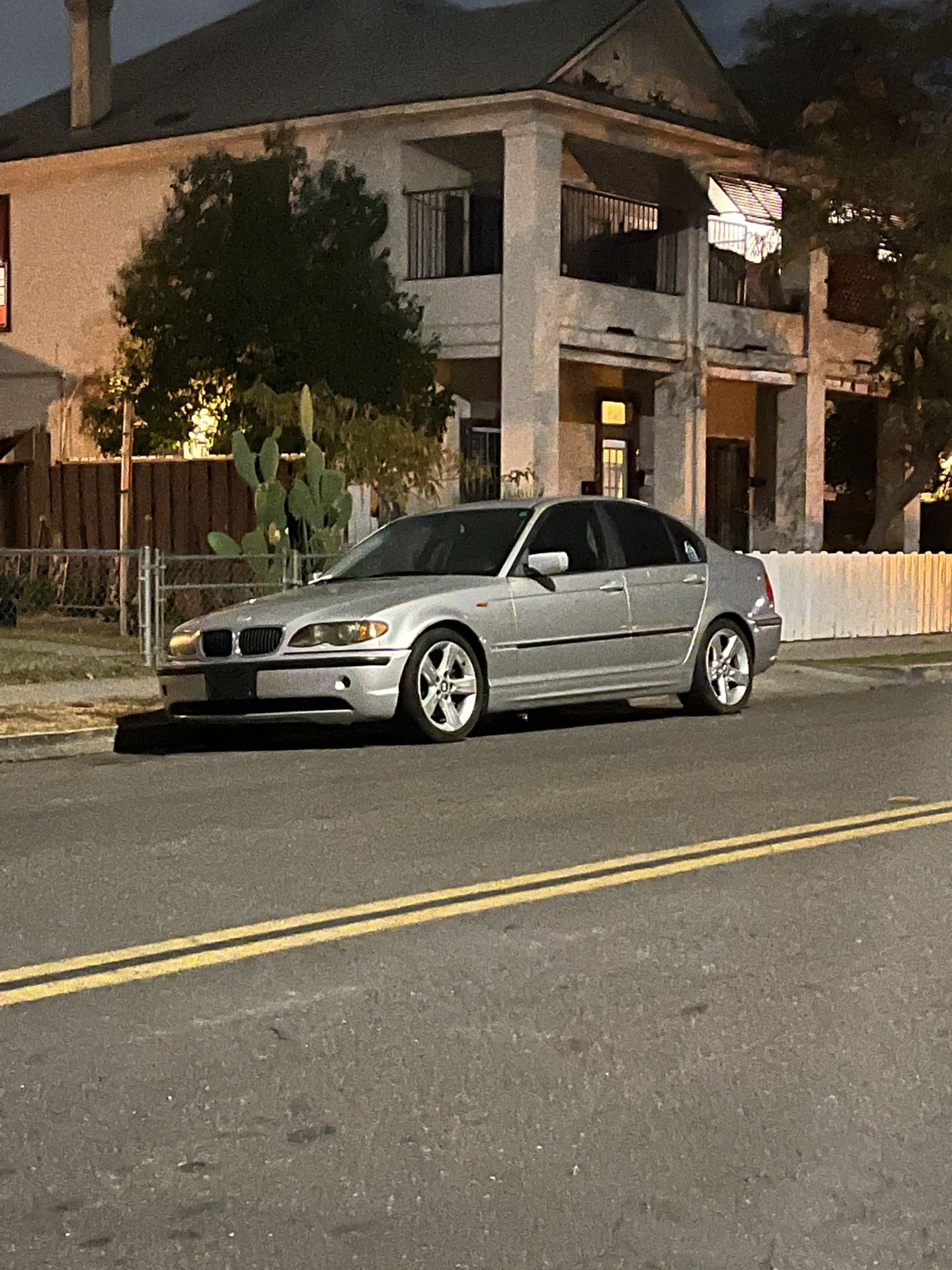 2004 BMW 3 Series