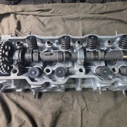 Toyota 22R Rebuilt cylinder head