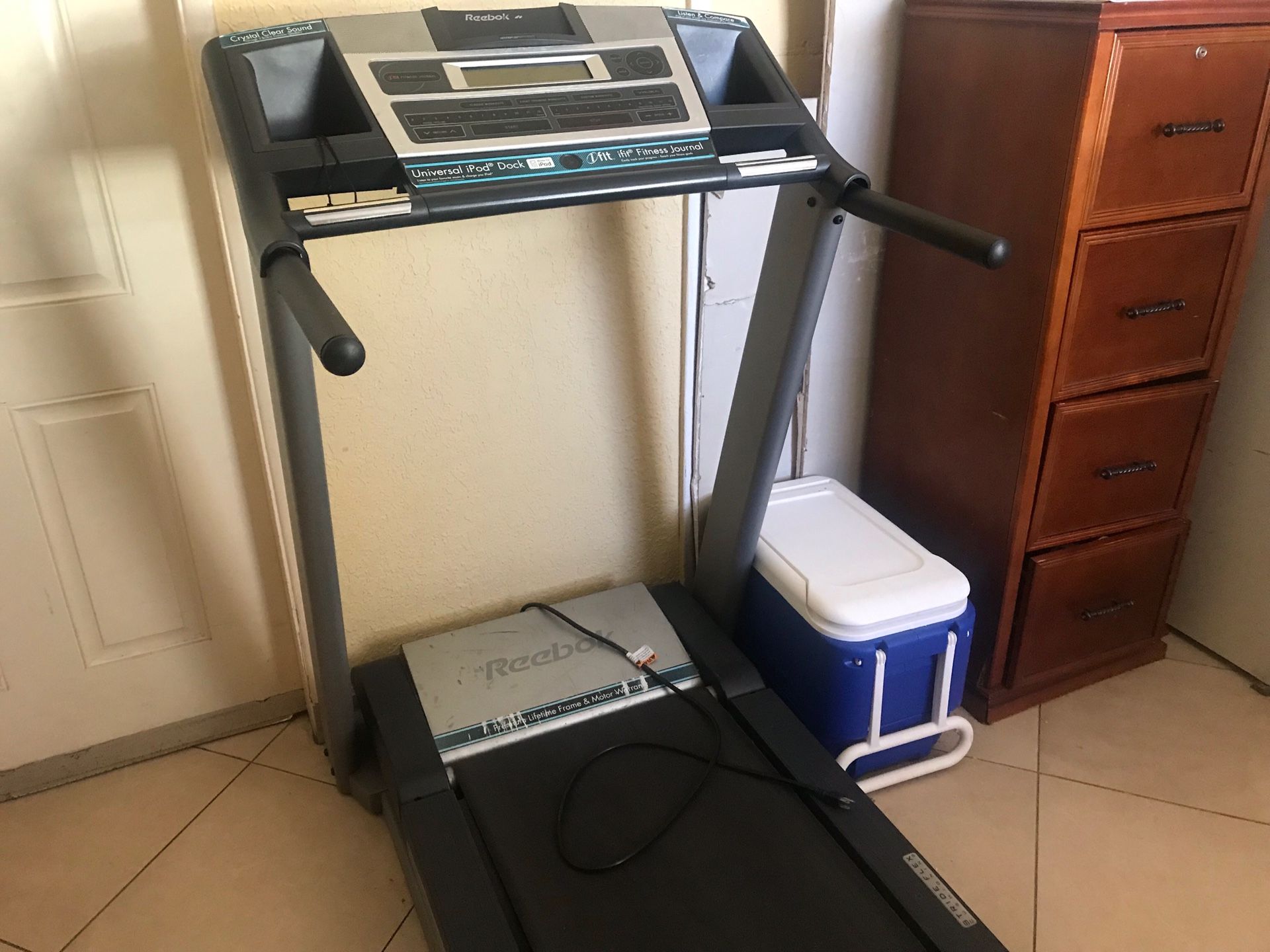 Reebok walking machine for Sale in Miami, FL OfferUp
