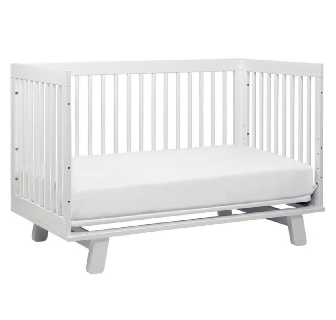 Babyletto Hudson 3-in-1 Convertible Crib With Toddler Rail