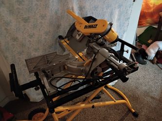 The DEWALT DWS779 is a highly popular 12-inch double-bevel sliding compound miter saw.  With stand