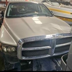 2003 Dodge Ram 4x4 Short Bed 