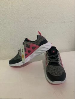 Women black pink grey sneakers size 5. New  Shoes.   (B)