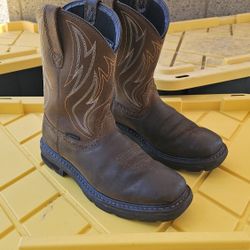 Size 9 D Ariat Work Boots Soft Toe 