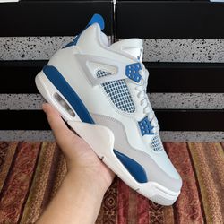 Jordan 4 “Military Blue”