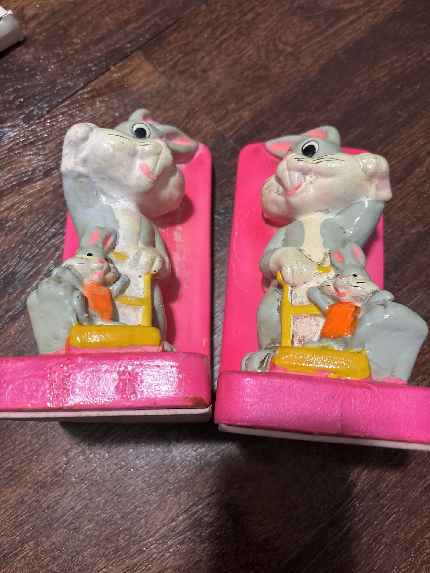 Vintage Warner Bros Bunny Rabbit Bookends – Hand-Painted, Made in Japan