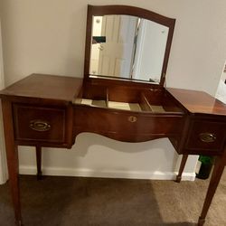 Vintage Vanity Desk with Mirror 