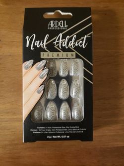 Ardell Press On Nails