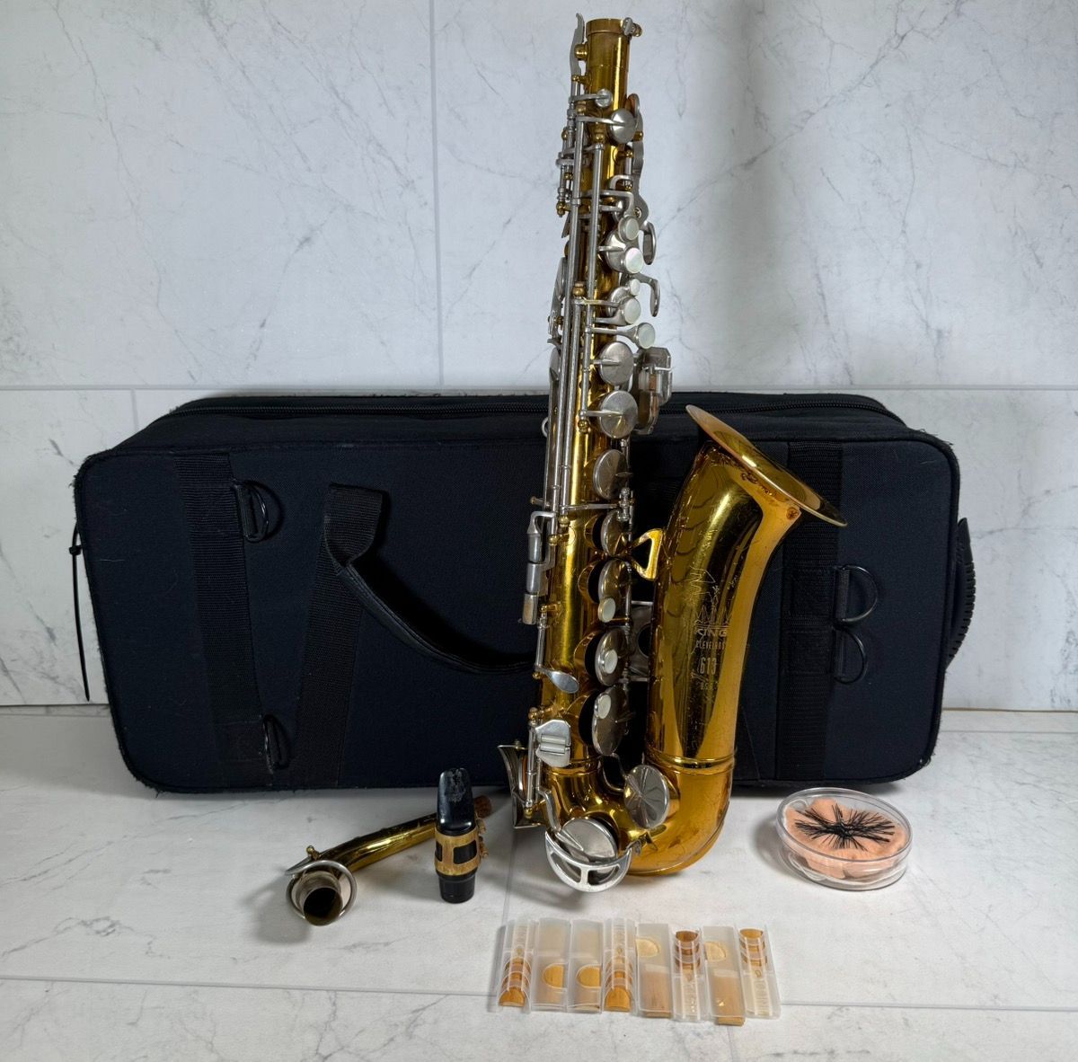 King Cleveland 613 Alto Saxophone with Case & Accessories (A1G009941)