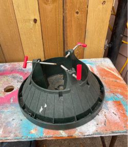 Christmas tree stand