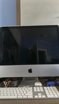 Apple iMac All-in-One Desktop Computer