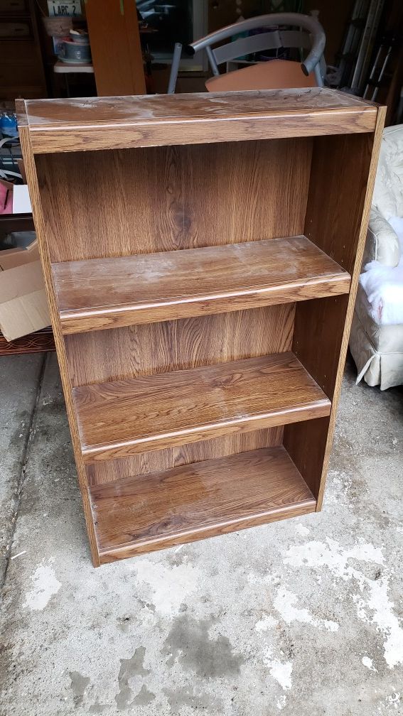 Small bookcase / shelf