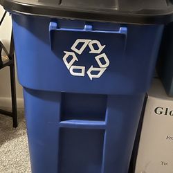 Trash Bin  50gal