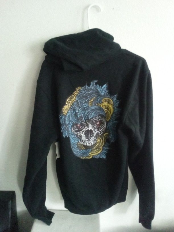 Etnie Hoodie Small
