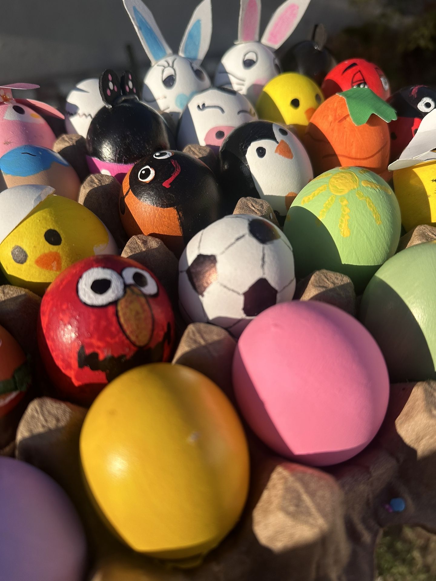 Character Easter Confetti Eggs (Cascarones)