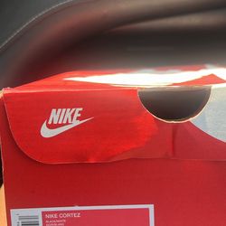 Nike Cortez