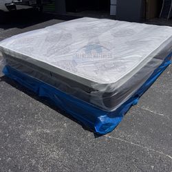 King mattress pillow top and box spring set (2pc - brand new) 