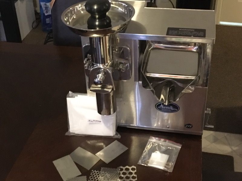 Norwalk Juicers -Norwalk Hydraulic Press Juicer