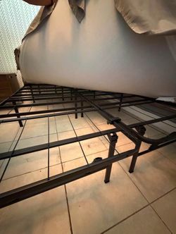 Queen Metal Platform Bed Frame – Heavy Duty – Like New
