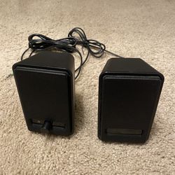 Amazon Basics USB Speaker