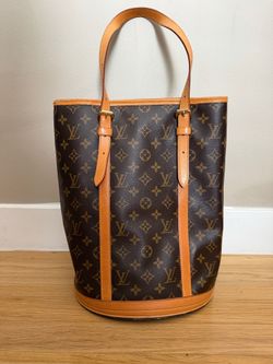LV bucket bag monogram canvas GM