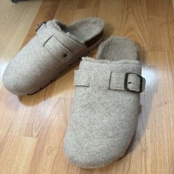 Women’s Fuzzy Faux Fur Clogs, Sandals, Slippers, Slip-Ons