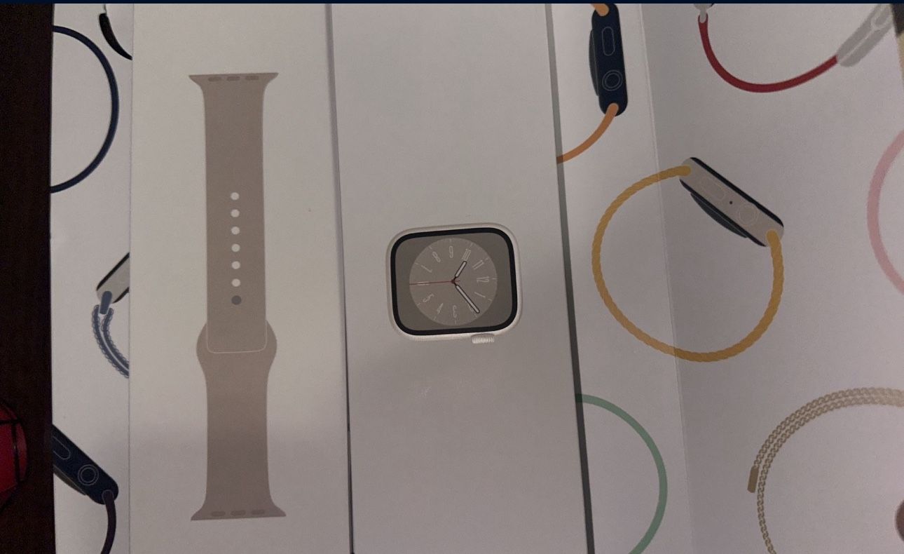 Apple Watch Series 8 GPS + Cellular 41mm Starlight NIB