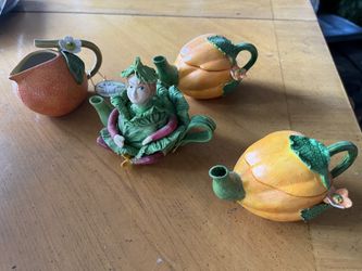 Cabbage Figurines