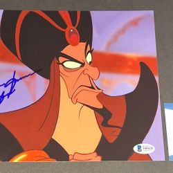 🔥Jonathan Freeman autographed 8x10 Beckett COA🔥