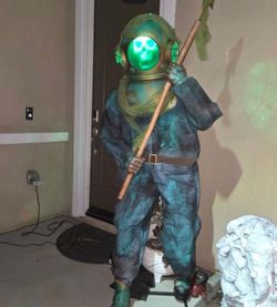 Haunted Deep 6 Ft